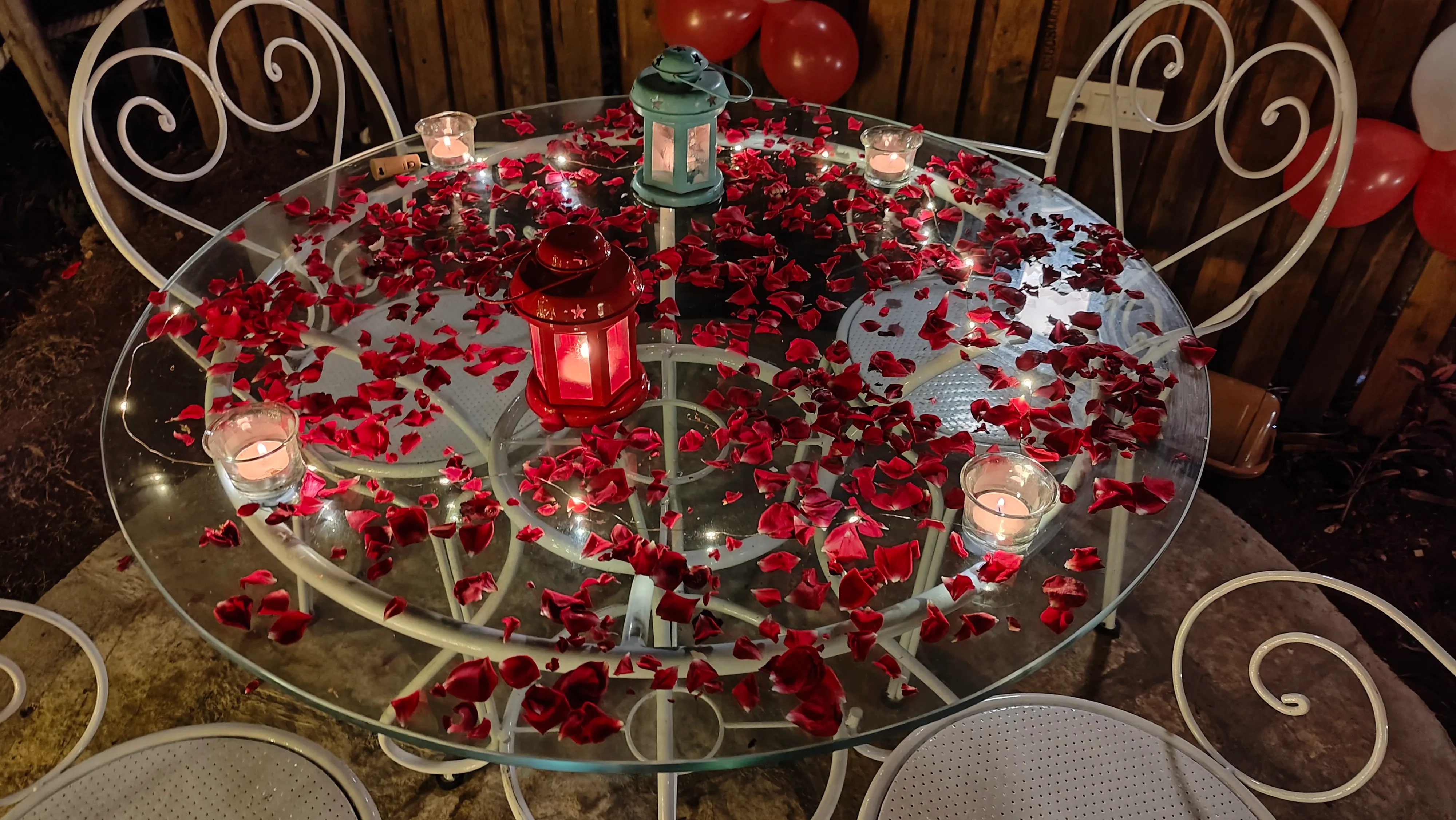 AC Pod with Outdoor Jacuzzi - Image 10