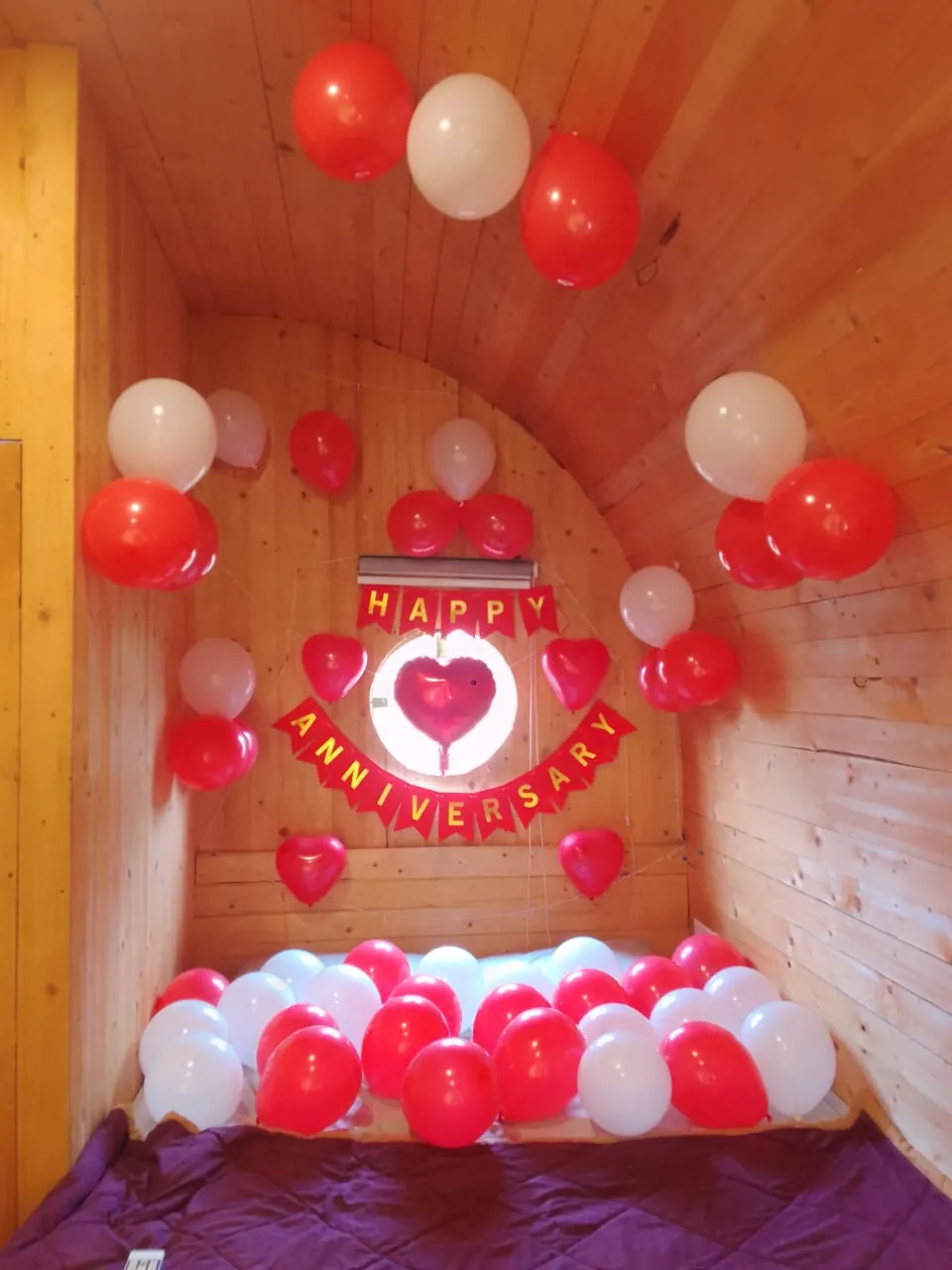 AC Pod with Outdoor Jacuzzi - Image 8