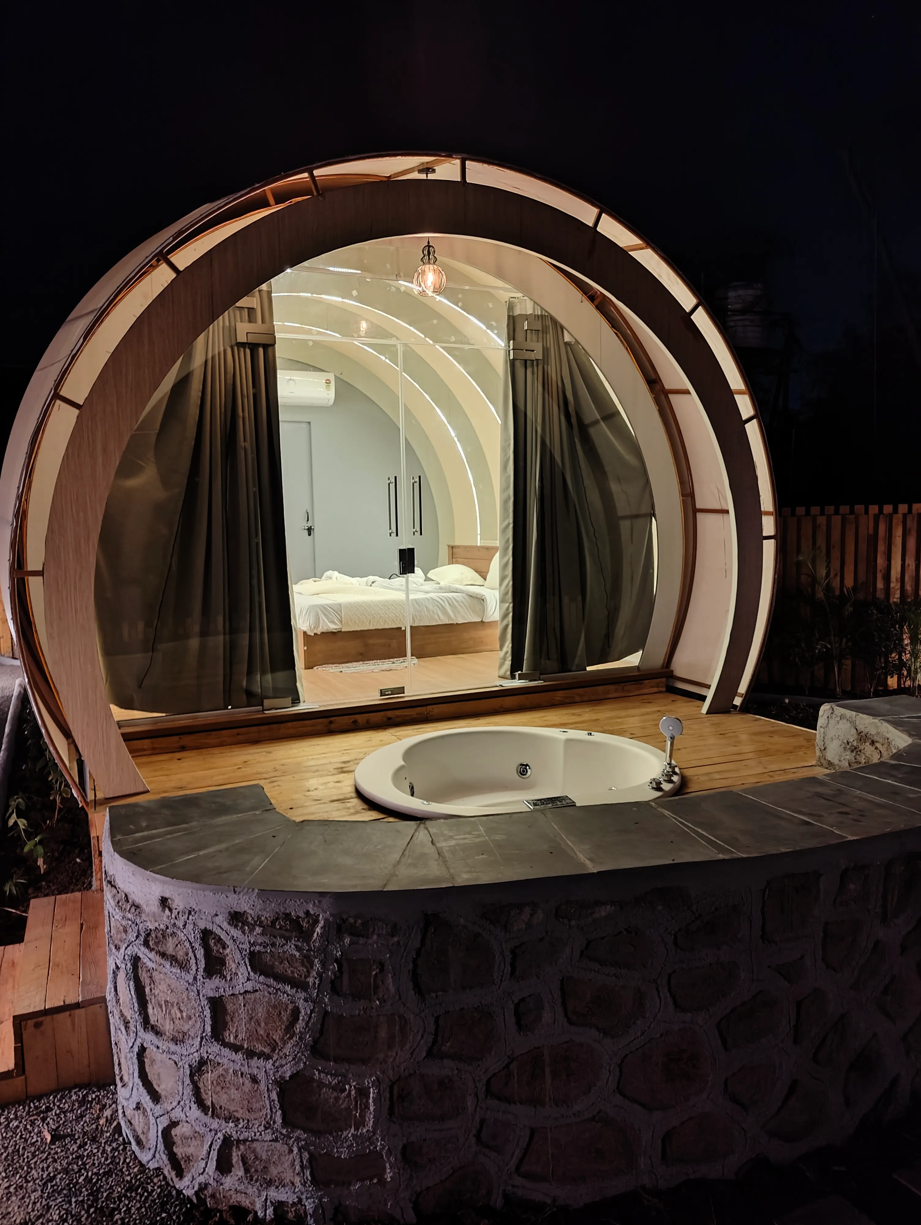 Cocoon AC Tent with Jacuzzi & Mini Pool - Image 4
