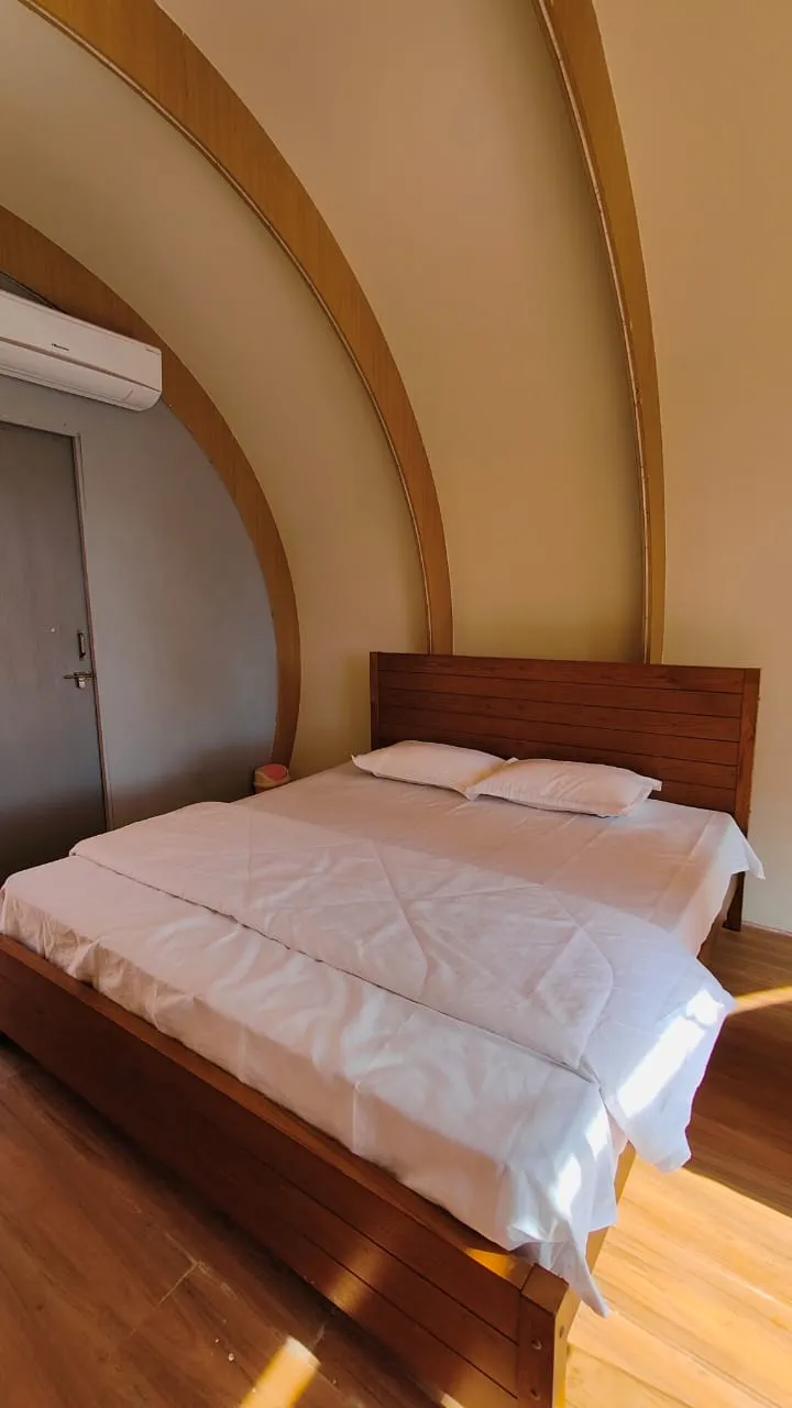 Cocoon AC Tent - Image 4