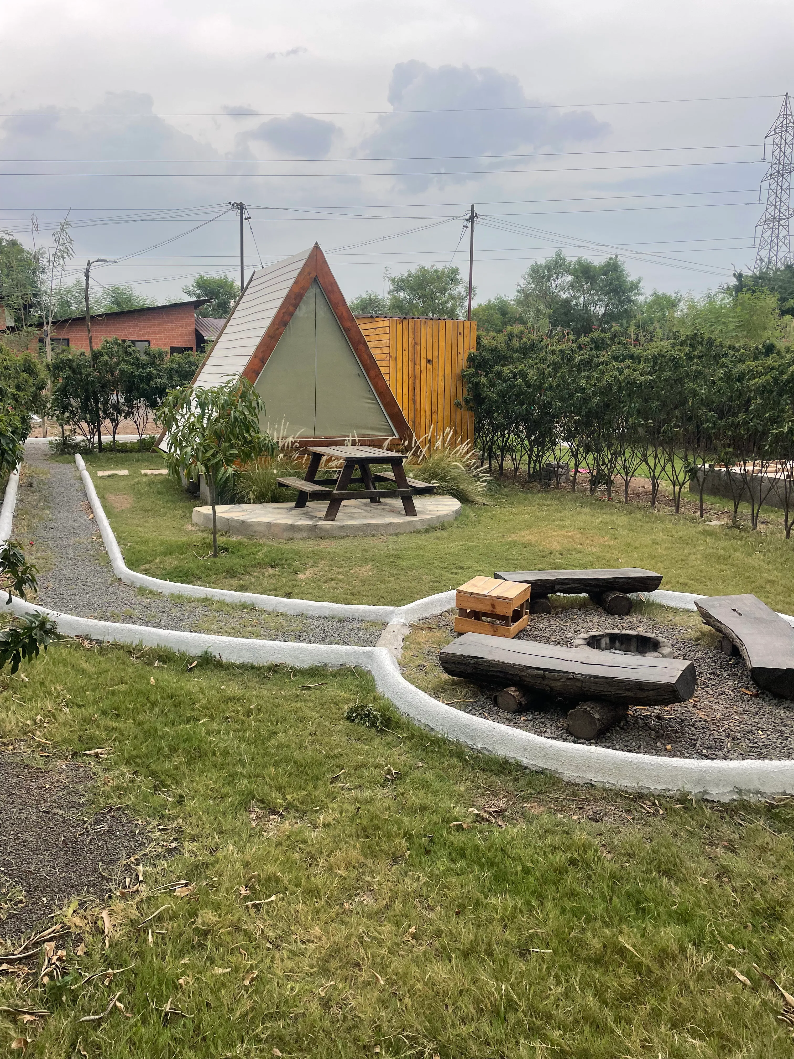 Triangle Cooler Cabin - Image 1